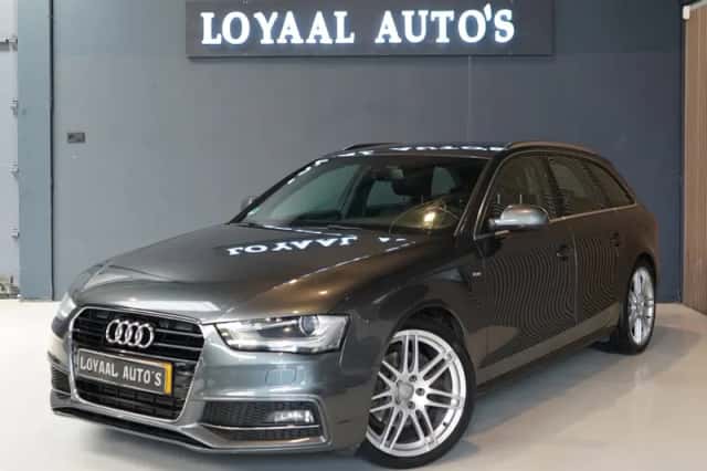 Audi A4 (2013) thumbnail 4