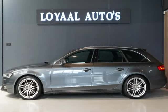Audi A4 (2013) thumbnail 5