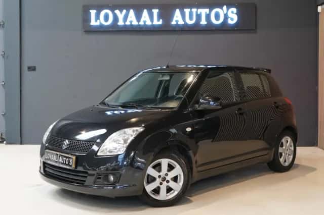 Suzuki Swift (2008) thumbnail 4