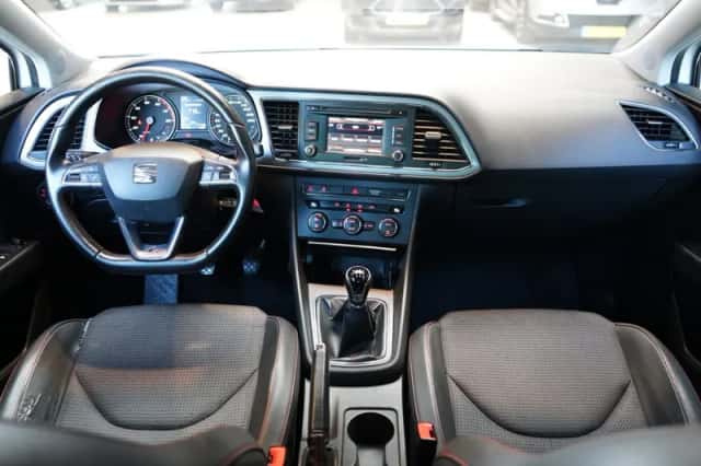 SEAT Leon (2014) thumbnail 2
