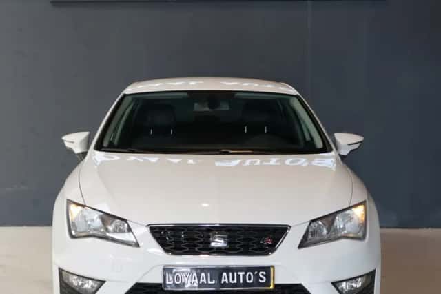SEAT Leon (2014) thumbnail 3