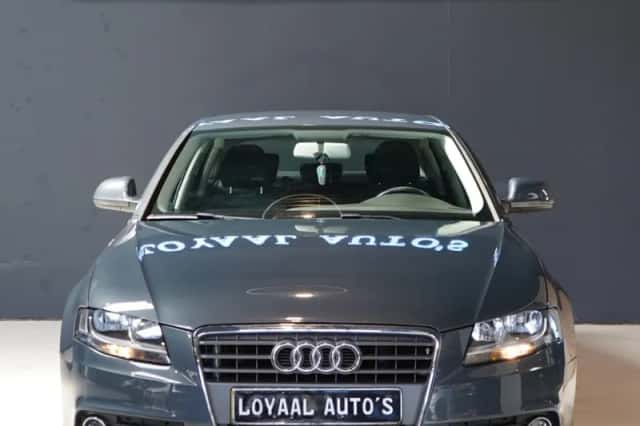 Audi A4 (2008) thumbnail 3