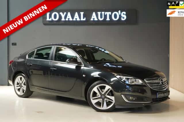 Opel Insignia (2013) thumbnail 1