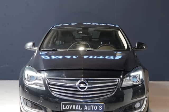 Opel Insignia (2013) thumbnail 3