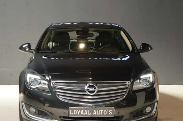 Opel Insignia (2013) thumbnail 3