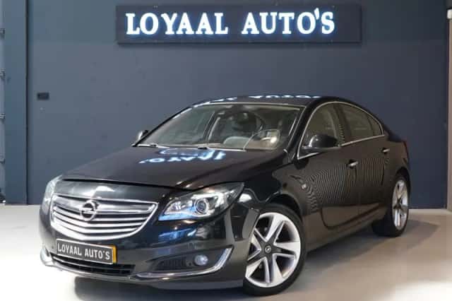 Opel Insignia (2013) thumbnail 4
