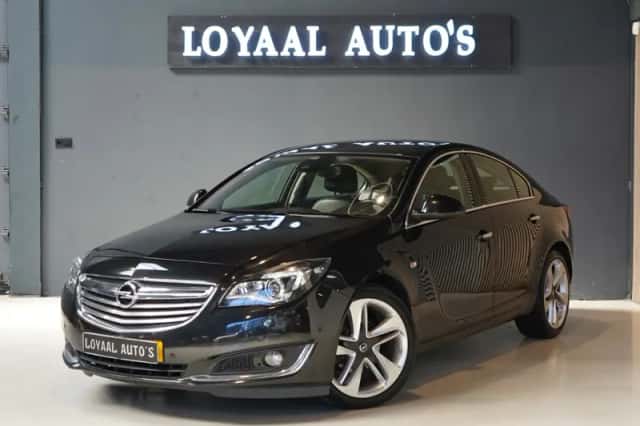 Opel Insignia (2013) thumbnail 4