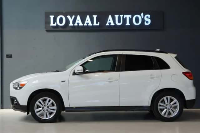 Mitsubishi ASX (2011) thumbnail 5