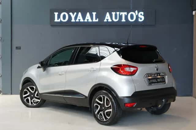 Renault Captur (2016) thumbnail 6