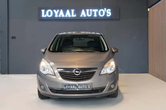 Opel Meriva (2010) thumbnail 2