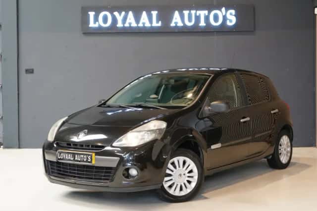 Renault Clio (2010) thumbnail 4