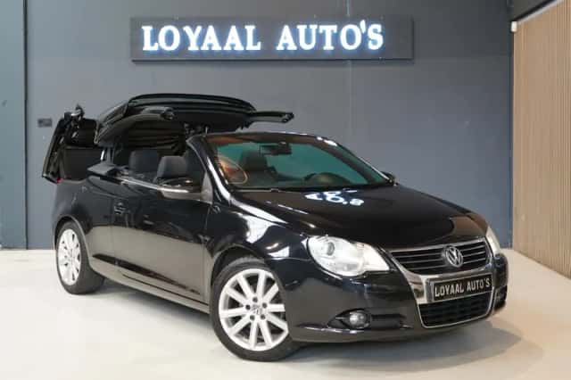 Volkswagen Eos (2010) thumbnail 3