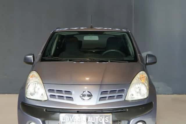 Nissan Pixo (2010) thumbnail 3