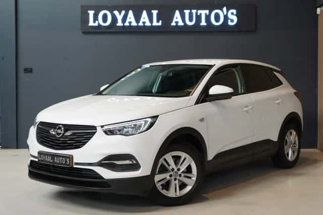 Opel Grandland (2020) thumbnail 4