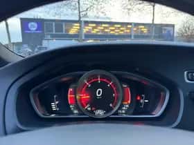 Volvo V40 (2014) thumbnail 13