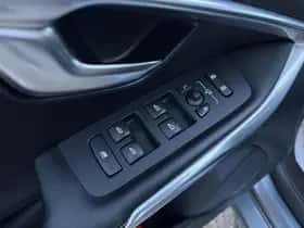 Volvo V40 (2014) thumbnail 17