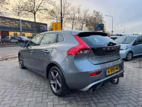 Volvo V40 (2014) thumbnail 3