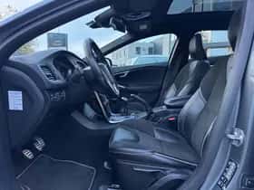 Volvo V40 (2014) thumbnail 8