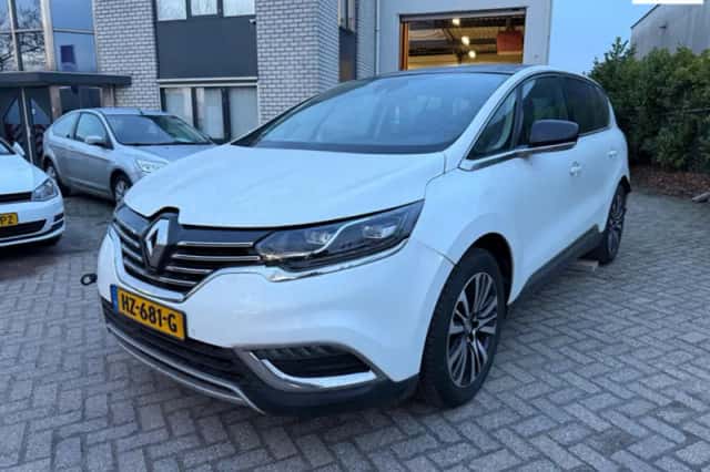 Renault Espace (2016) thumbnail 1