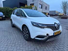 Renault Espace (2016) thumbnail 2