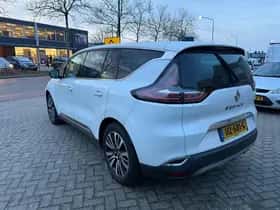Renault Espace (2016) thumbnail 4