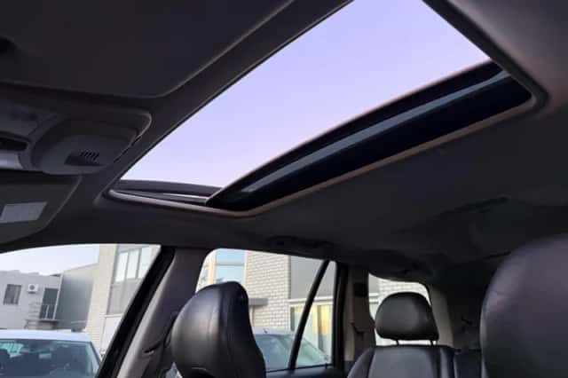 Volvo XC90 (2004) thumbnail 11