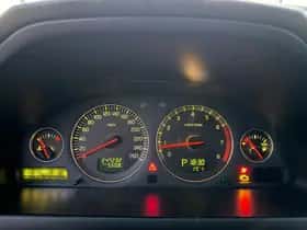 Volvo XC90 (2004) thumbnail 13