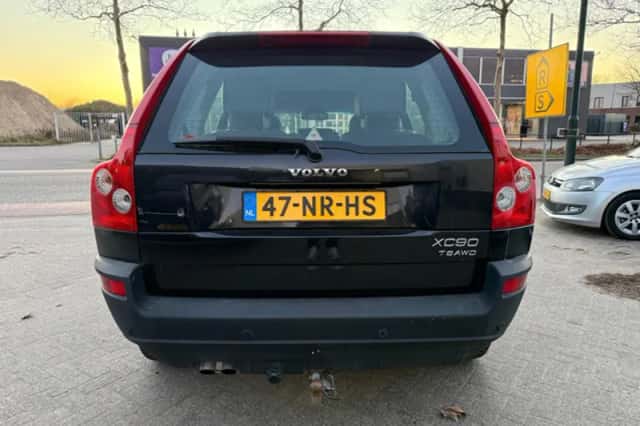 Volvo XC90 (2004) thumbnail 6