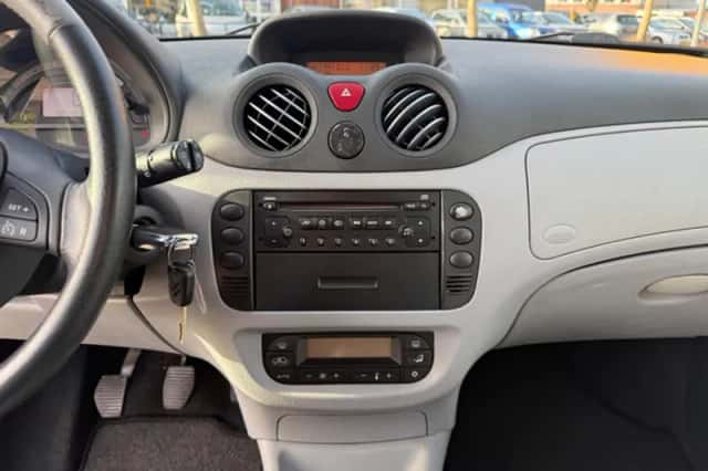 Citroën C3 (2003) thumbnail 12