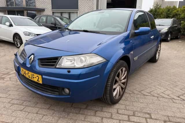 Renault Mégane (2008) thumbnail 1