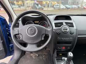 Renault Mégane (2008) thumbnail 11