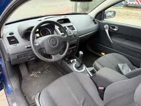 Renault Mégane (2008) thumbnail 8