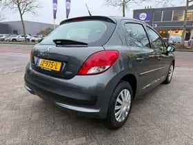 Peugeot 207 (2012) thumbnail 3
