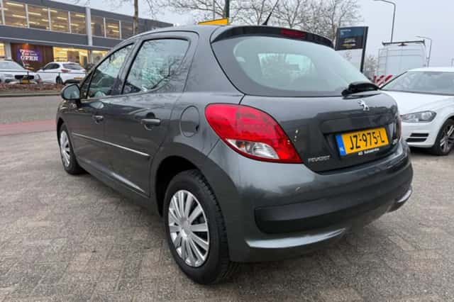 Peugeot 207 (2012) thumbnail 4