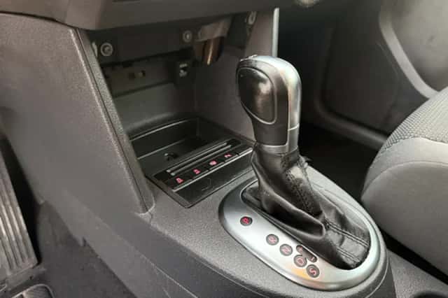 Volkswagen Touran (2012) thumbnail 14