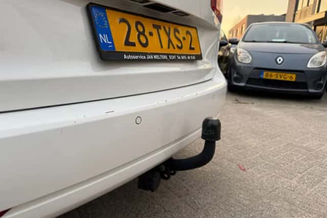 Volkswagen Touran (2012) thumbnail 8