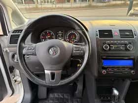 Volkswagen Touran (2012) thumbnail 9