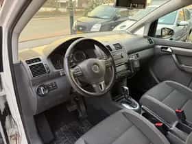 Volkswagen Touran (2012) thumbnail 10