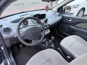 Renault Twingo (2011) thumbnail 7