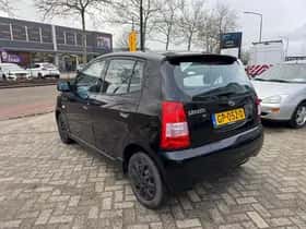 Kia Picanto (2007) thumbnail 3