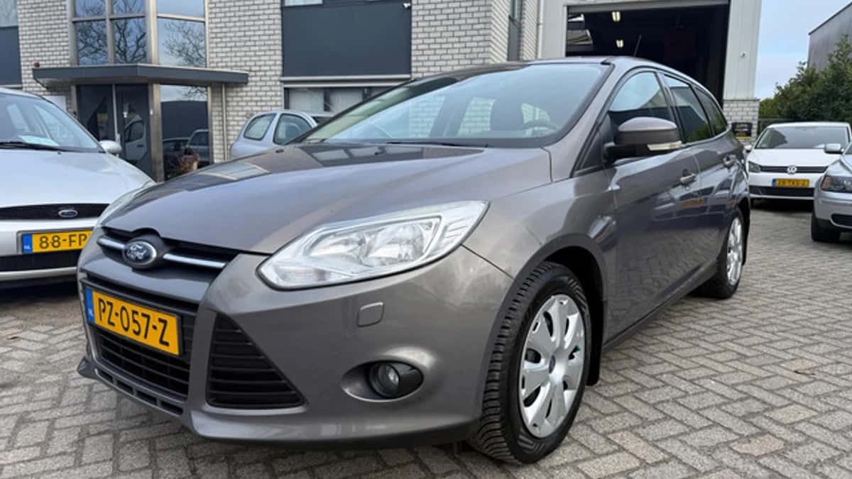 Ford Focus (2012) — foto 1