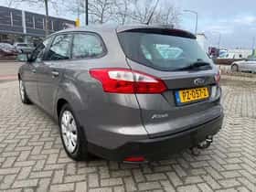 Ford Focus (2012) thumbnail 3
