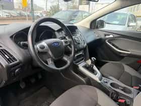 Ford Focus (2012) thumbnail 9