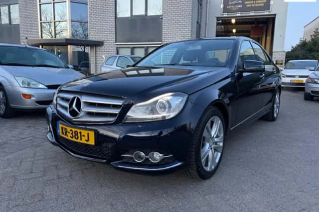 Mercedes-Benz C-Klasse (2012) thumbnail 1