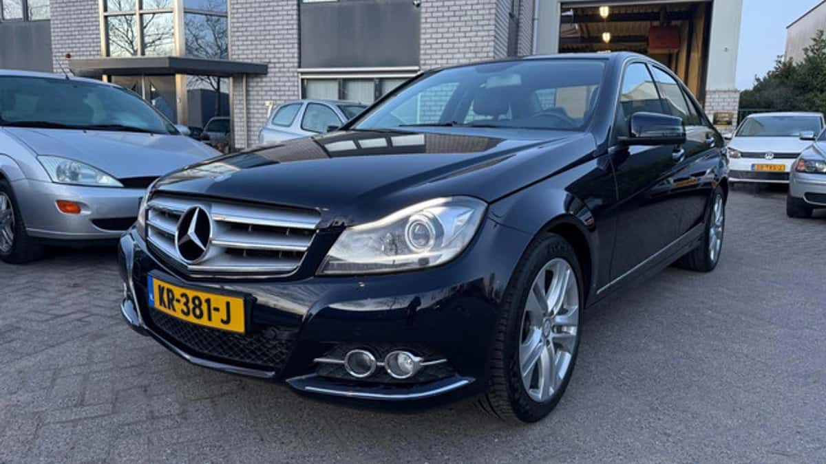 Mercedes-Benz C-Klasse (2012) — foto 1