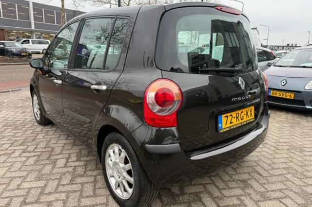 Renault Modus (2005) thumbnail 3