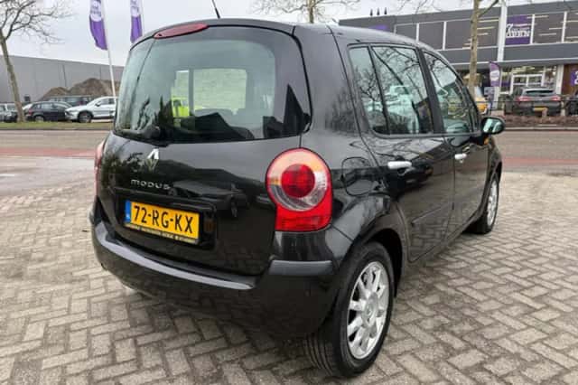 Renault Modus (2005) thumbnail 4