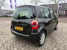 Renault Modus (2005) thumbnail 4