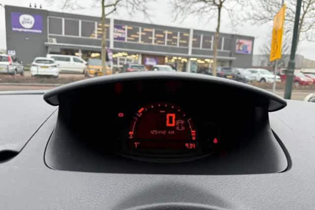 Renault Modus (2005) thumbnail 8