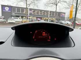 Renault Modus (2005) thumbnail 8